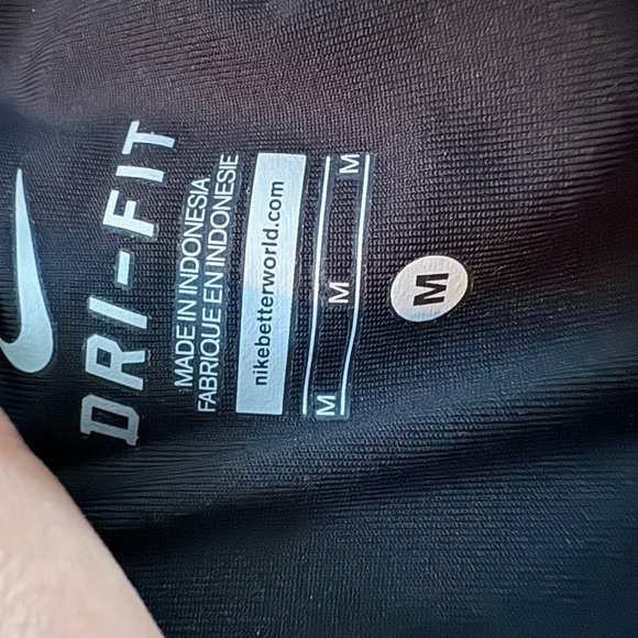 nike running shorts - Picture 2 of 3